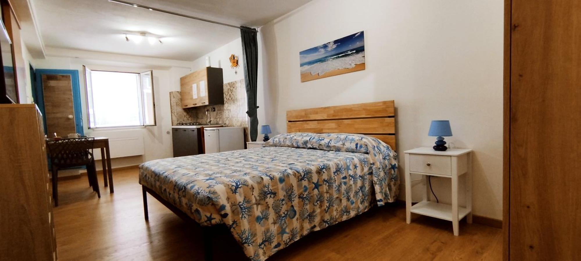 Old Town Apartment *